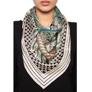 NEW Gucci Floral Motif Scarf Snake Printed Square 90x90cm